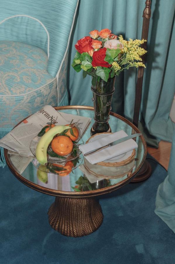 Flora Hotel Antwerpen Ngoại thất bức ảnh